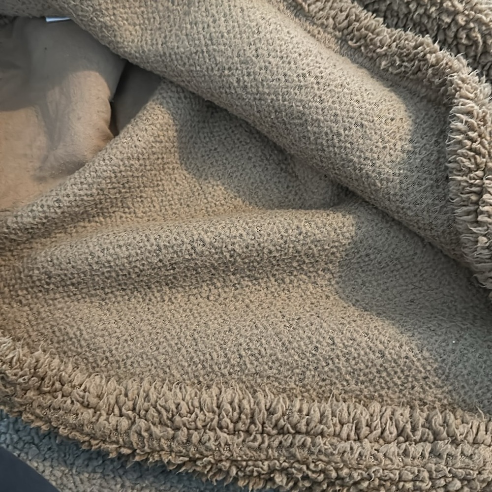 Fuzzy Pull Over - image 4